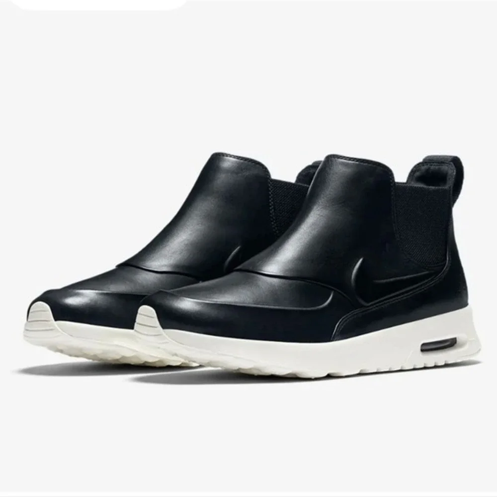 Nike Air Max Thea Mid Leather Ankle Boots Sneakers Black White Womens Size 8 New